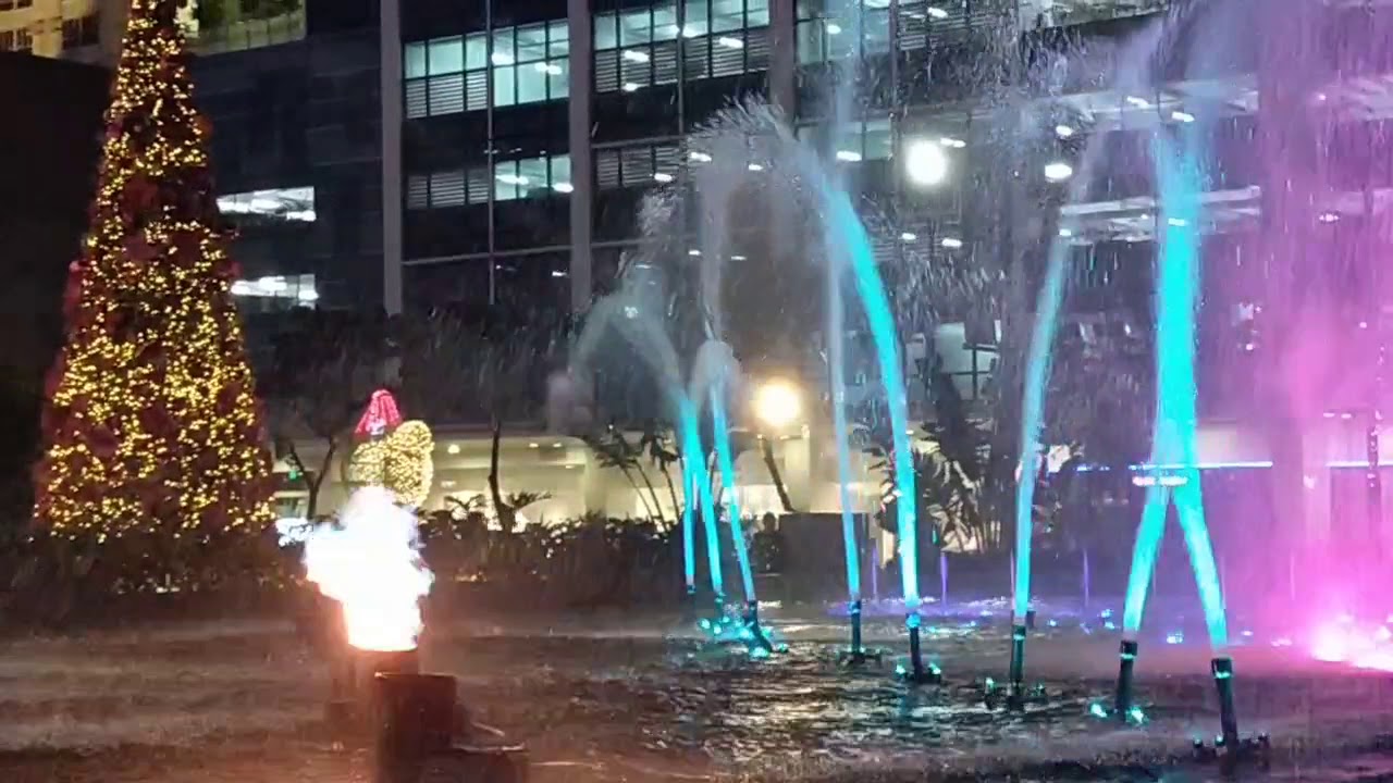 I love this...Spectacular dancing water fountain. Uptown Mall, BGC , Philippines.