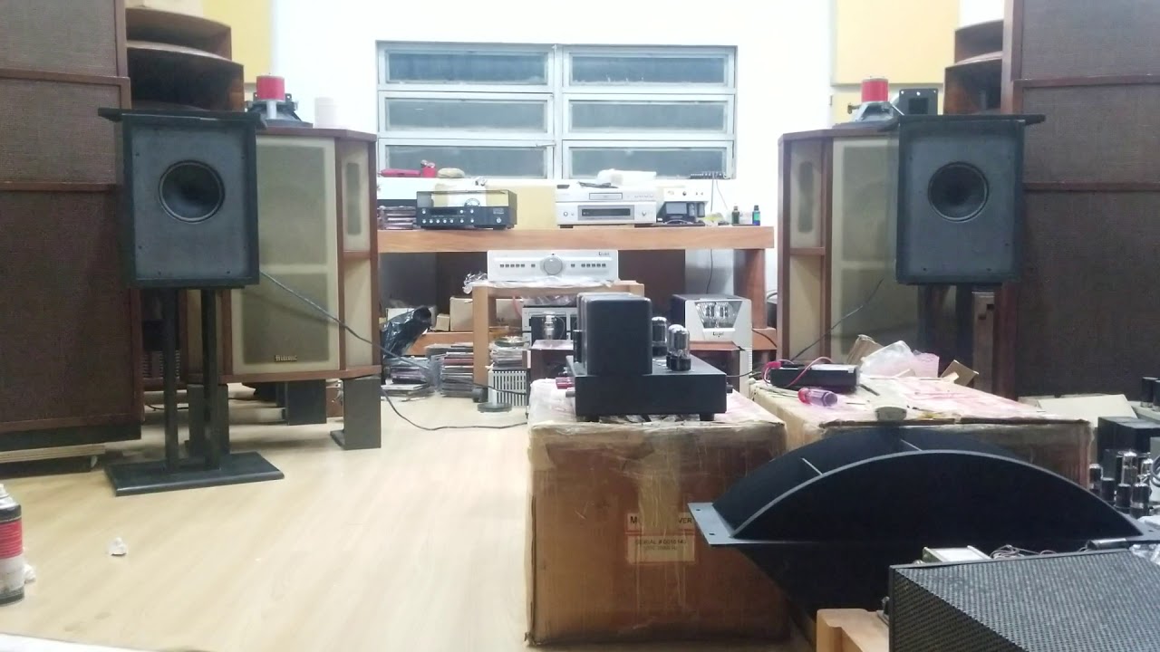 Audio Tekne SP8716 vs Luxman MQ50 modyfi power amp