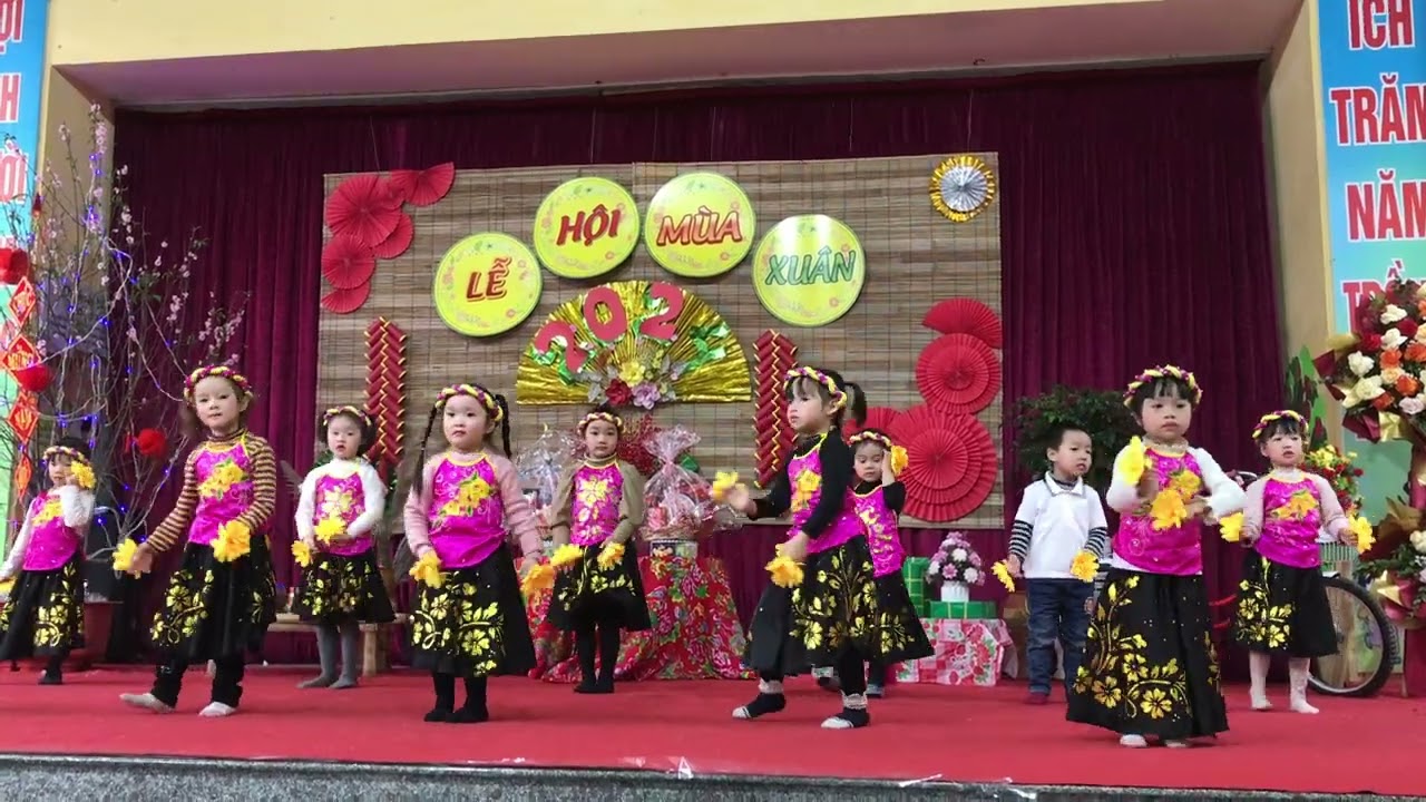 Múa: Sắc Xuân các bé 4 tuổi mầm non Đề Thám