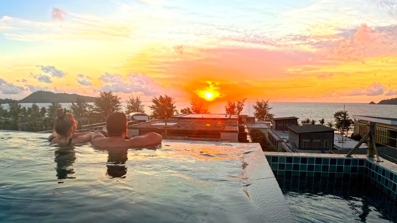 Kuala Lumpur to Phuket vlog - AirAsia private jet! (well, kinda!)