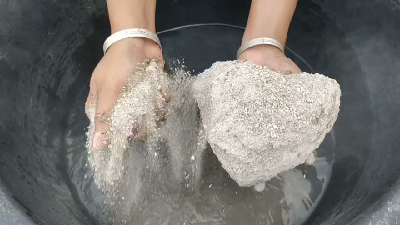 Soft grainy sand cement water💦 crumbling ||satisfying asmr ||ASMR||