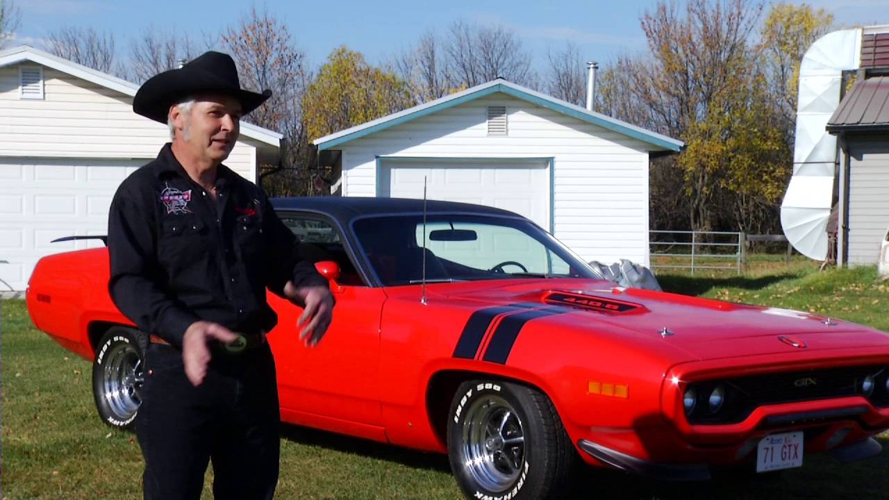 Pure Muscle - 1971 Plymough GTX