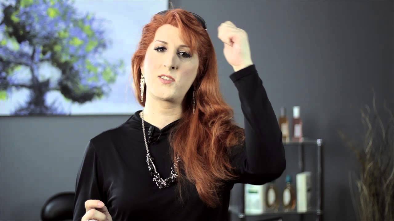 How to Feather a Bang : Short & Stylish Hair