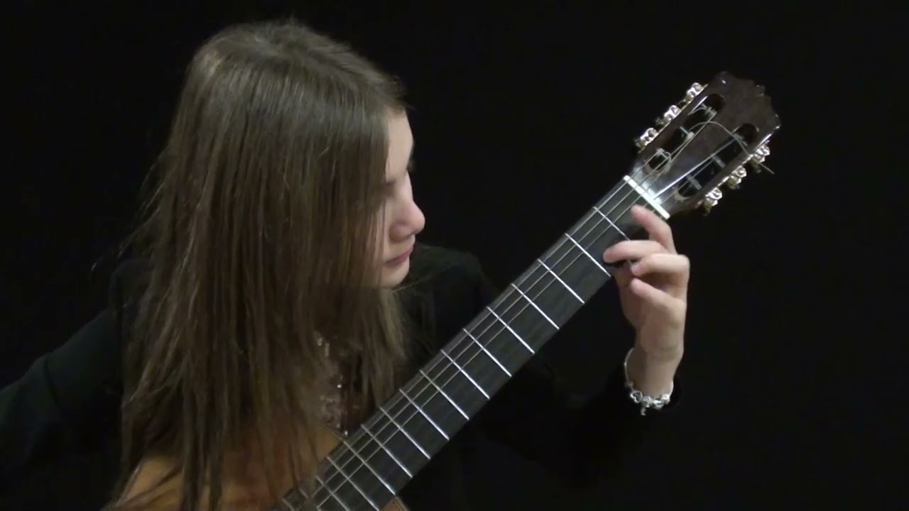 Camilla Salvia (12 Years old) Taranta Music By Maurizio Colonna