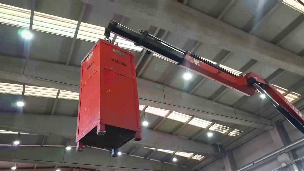Grúa usada FASSI F110A.22 ( www.transgruas.com )