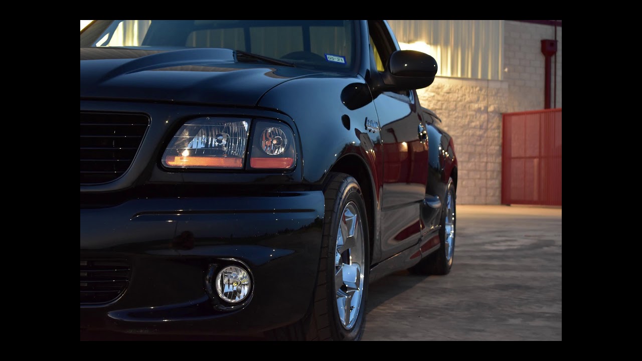 2001 SVT Lightning