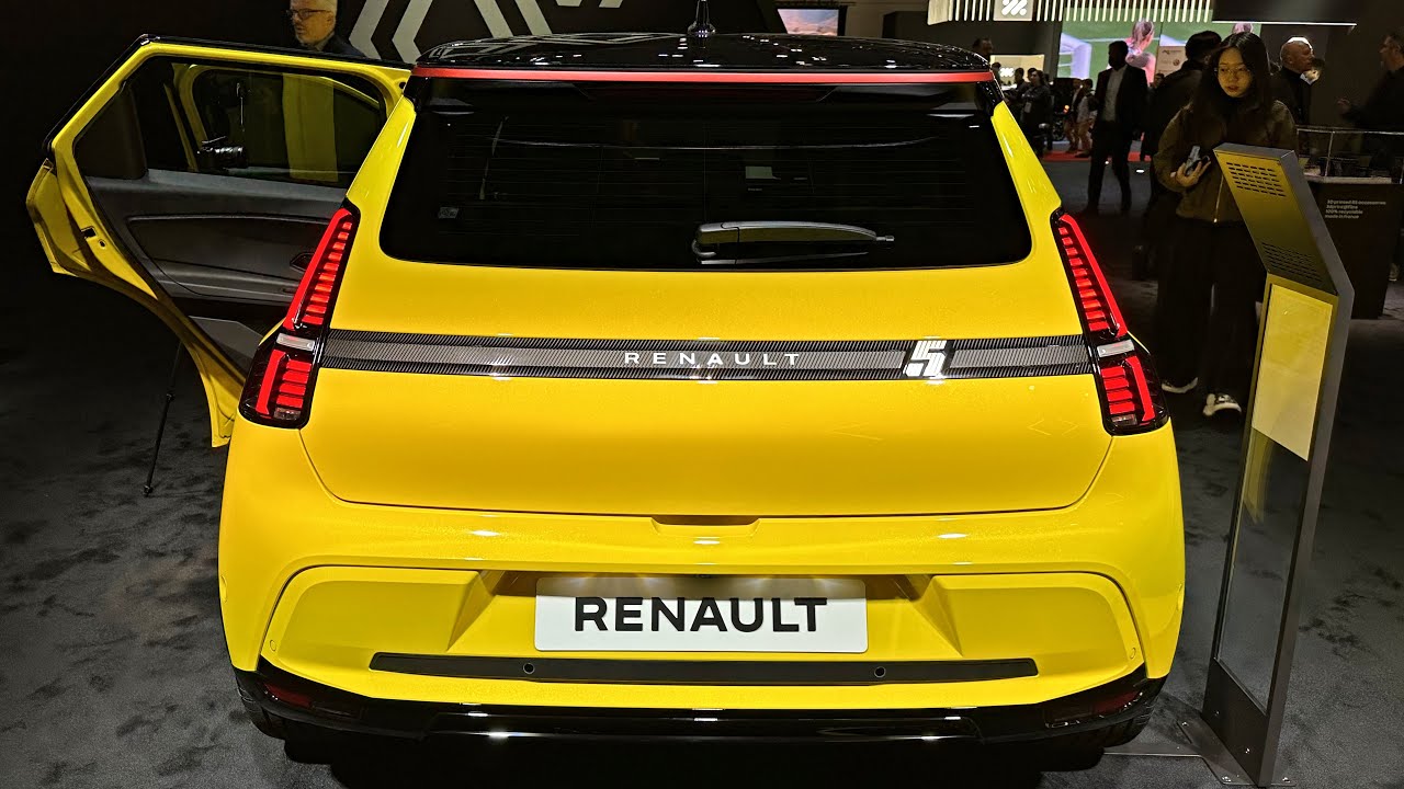 NEW Renault 5 E-Tech ELECTRIC Iconic 150HP | Visual Review, Exterior, Interior & Infotainement