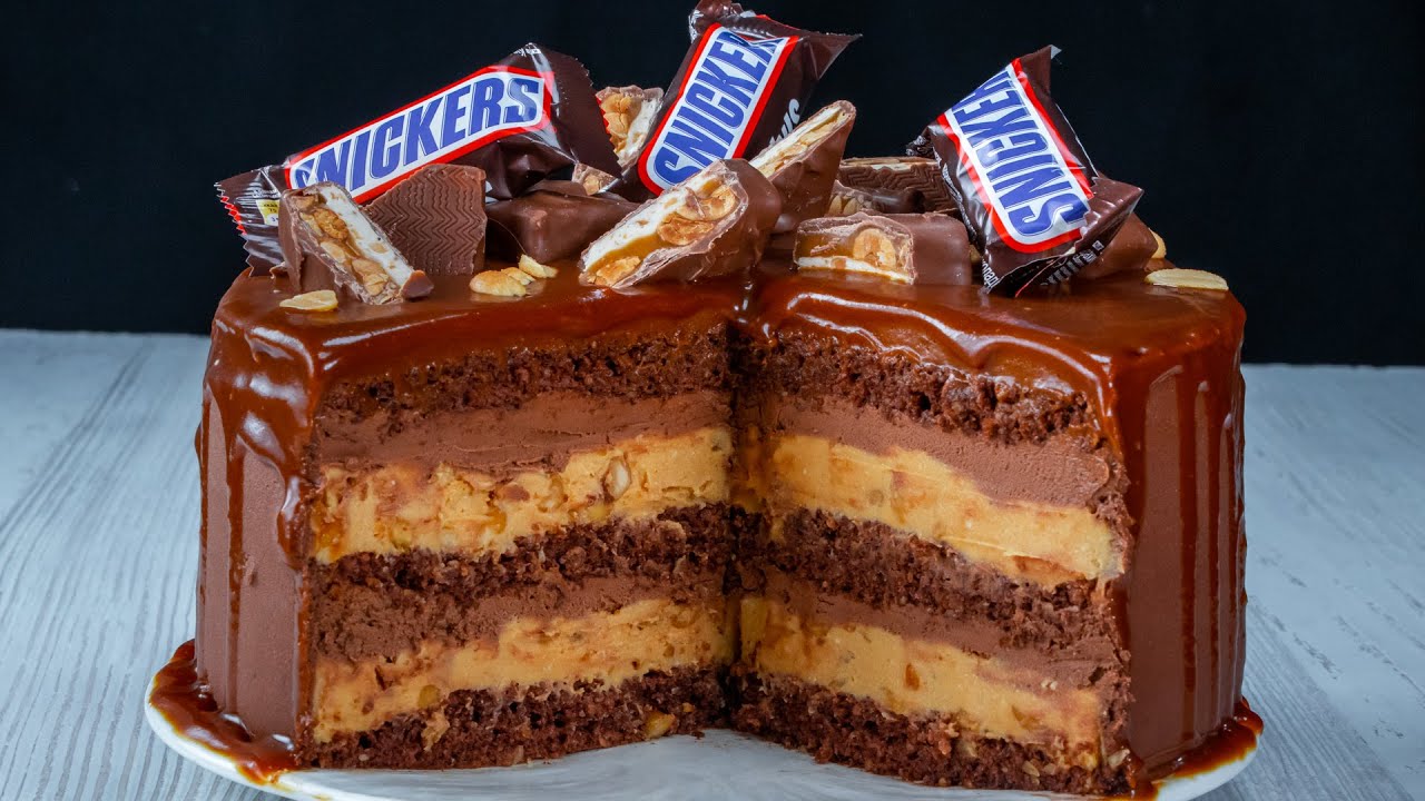 Milujete Snickers? Tento recept na dort si zamilujete!