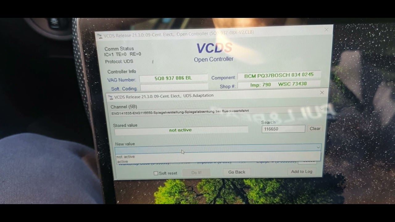Skoda Octavia III (5E) - Mirror dip in reverse - VCDS