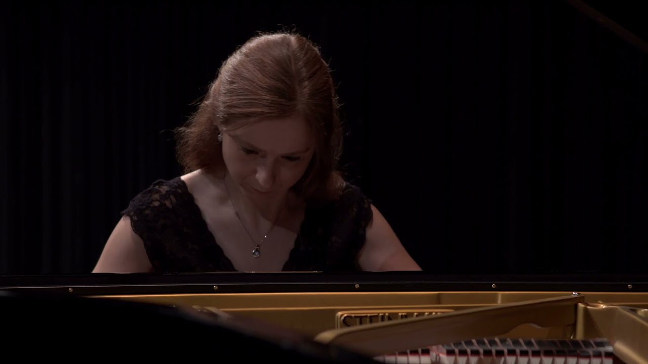 Joseph Haydn - Sonata in A major, Hob.XVI:12 - Sylvie Decramer
