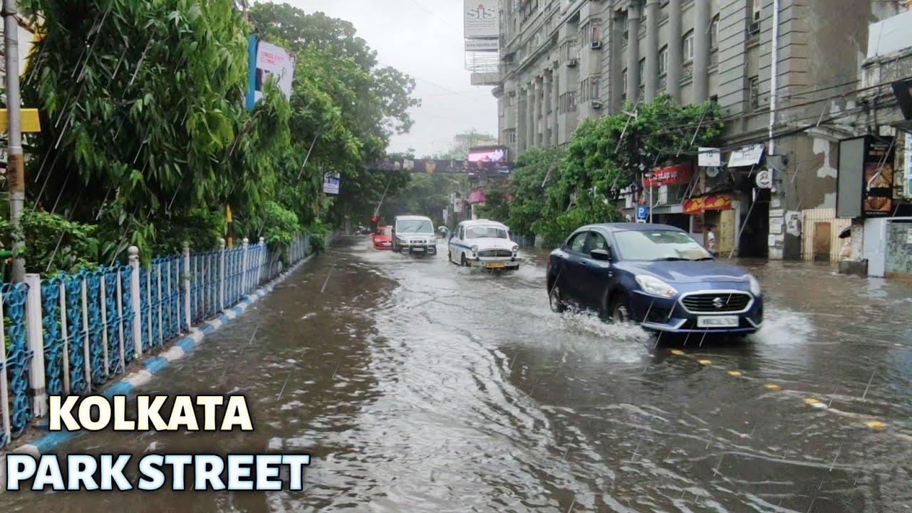 Kolkata City Tour in Heavy Rain - Cyclone Remal Effect in  Kolkata - Park Street Kolkata (Calcutta)