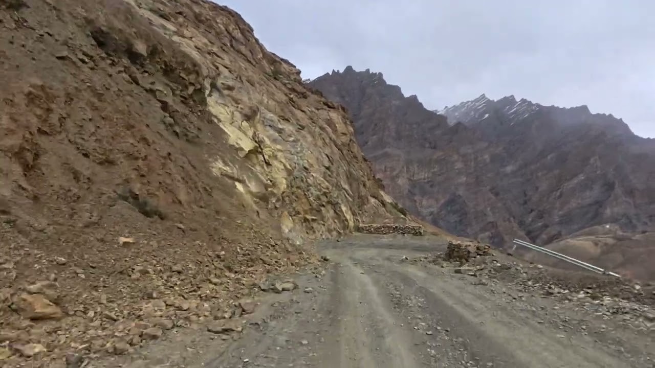 On the way to Padum after Sirsir la pass #zanskar