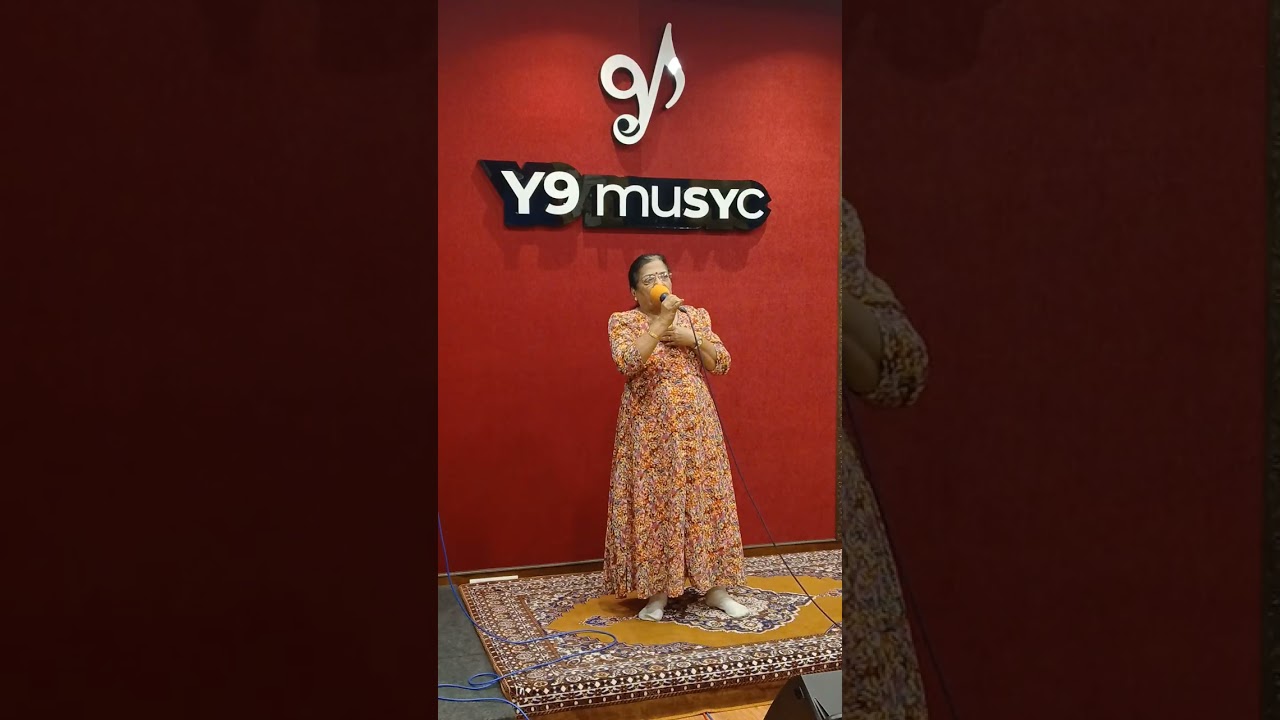 Seetha has sung famous marathi love song,originally sung by Vibhavari Apteji for public view.