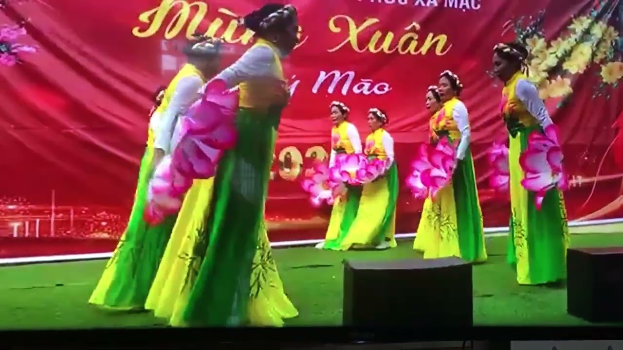 ngày 3 tháng 2, 2025
