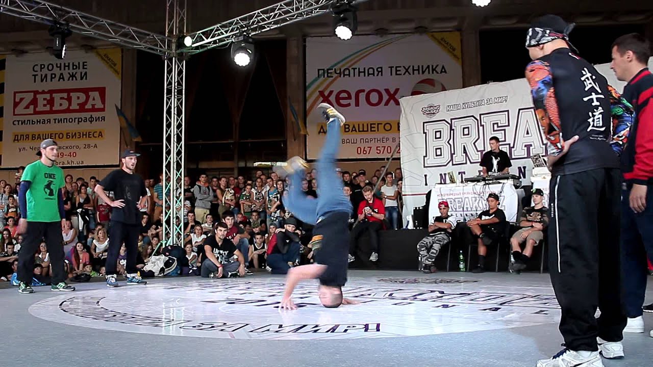 Kienjuice (Belarus) vs East Side Bboys (Ukraine) semi final BREAKIDZ 2015