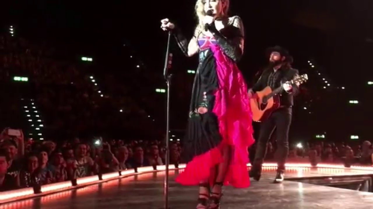 Madonna - Ghosttown (Rebel Heart Tour, Zürich Switzerland, 12.12.15)