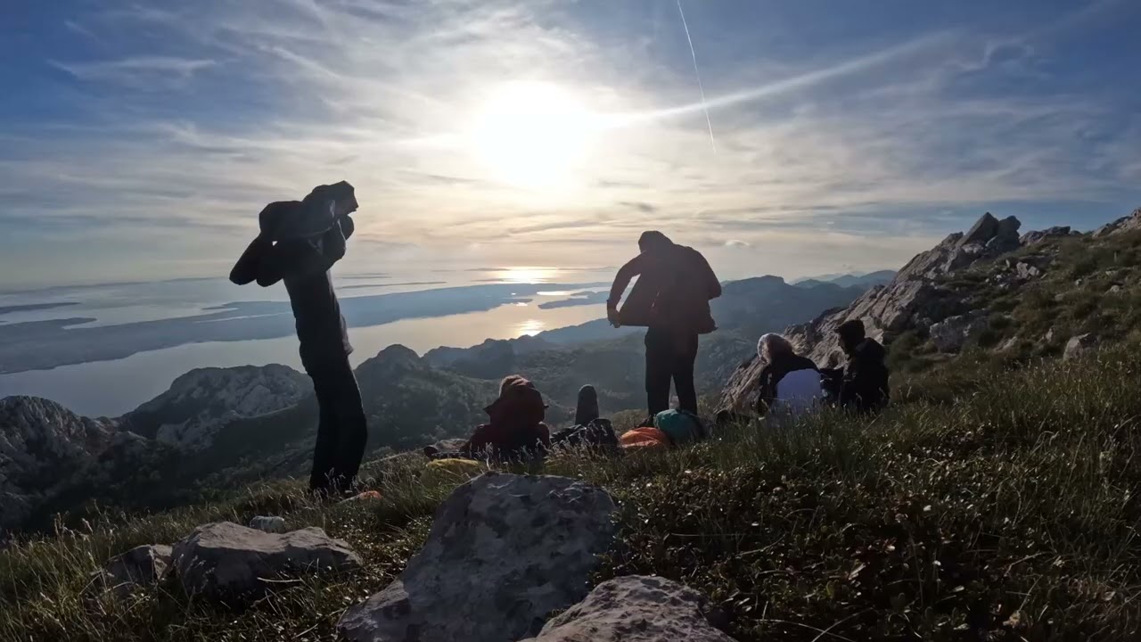 Šugarska duliba Velebit Vrhovi Veliki stolac i Panos