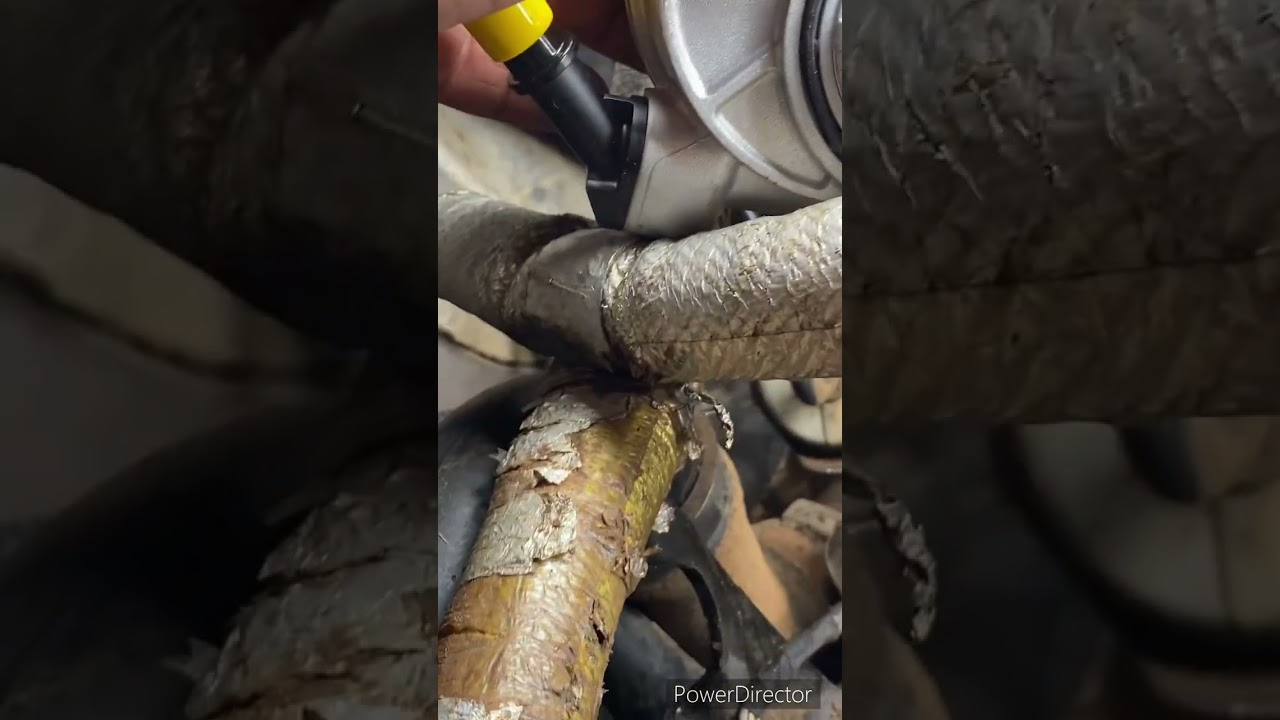 2014 Ford F-150 4X4 3.5 Ecoboost Best vacuum pump replacement and valve cover replacement video.