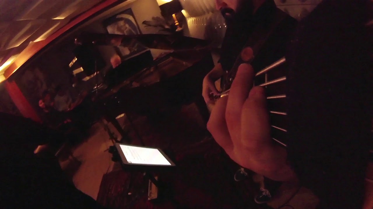 Ivan Beck's BASS CAM #1 - BOM DIA, MAR (Adriano Giffoni)