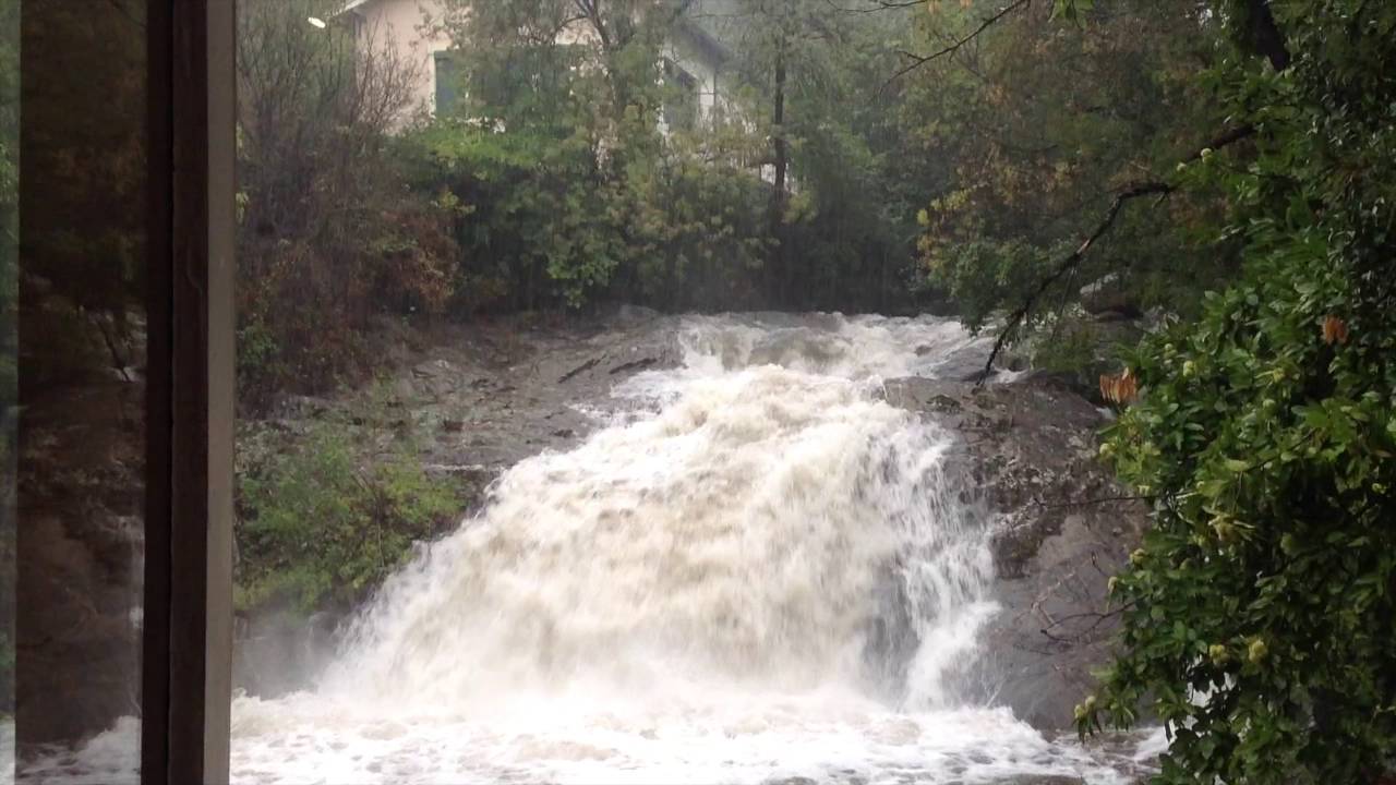 Weather Warnings in South of France as Heavy Rain and High Winds Hit