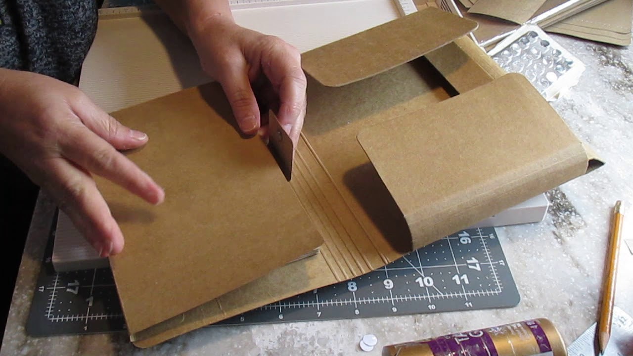 Scrapbooking Tutorial #1/4: Tim Holtz small folio: 