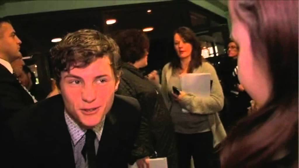 Dakota Blue Richards | 2009 'The Secret of Moonacre' Premiere - Stardoll Interview