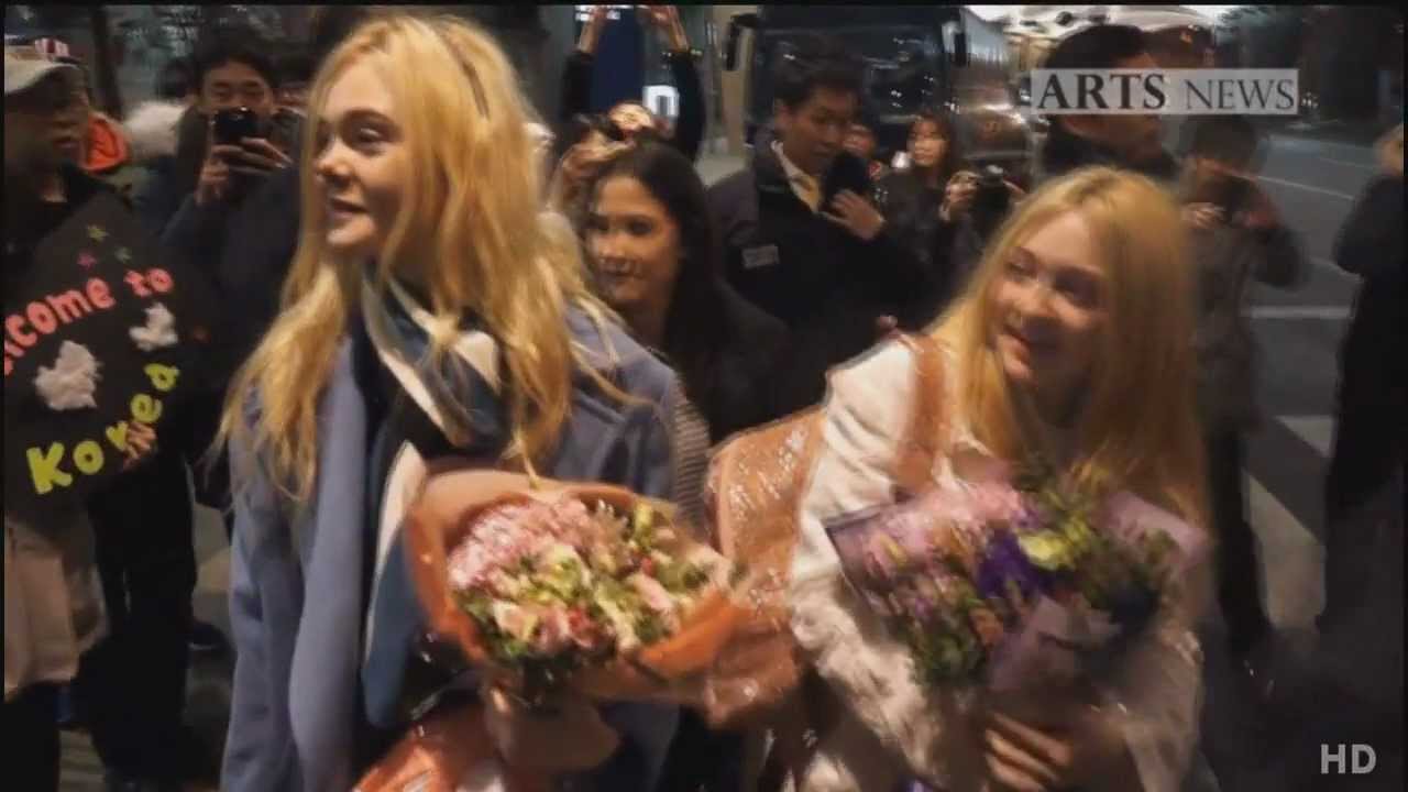 Dakota and Elle Fanning arrive at Incheon International Airport (South Korea)