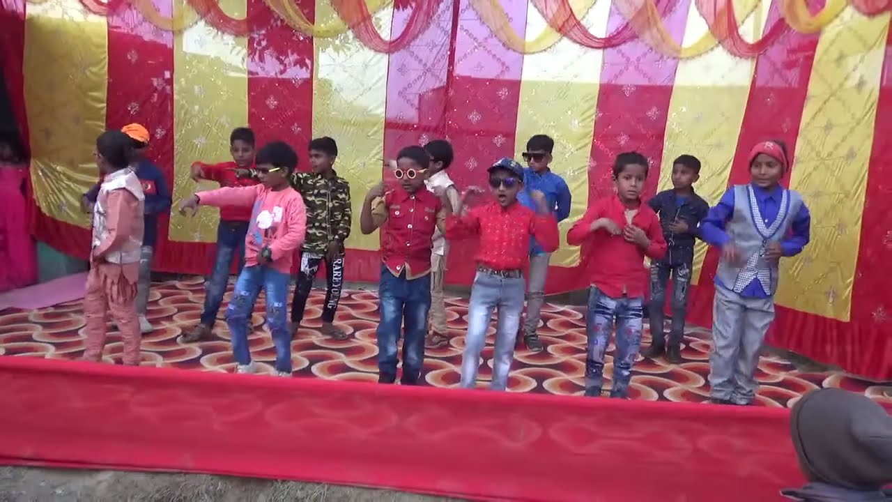 Chris care public school video achcha Lage to share Karen channel subscribe Karen🏫🎒