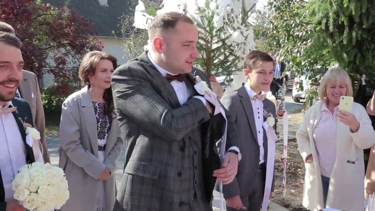 🤑🤑🤑 Викуп молодої. Весільна традиція. Молодий торгується за молоду.
