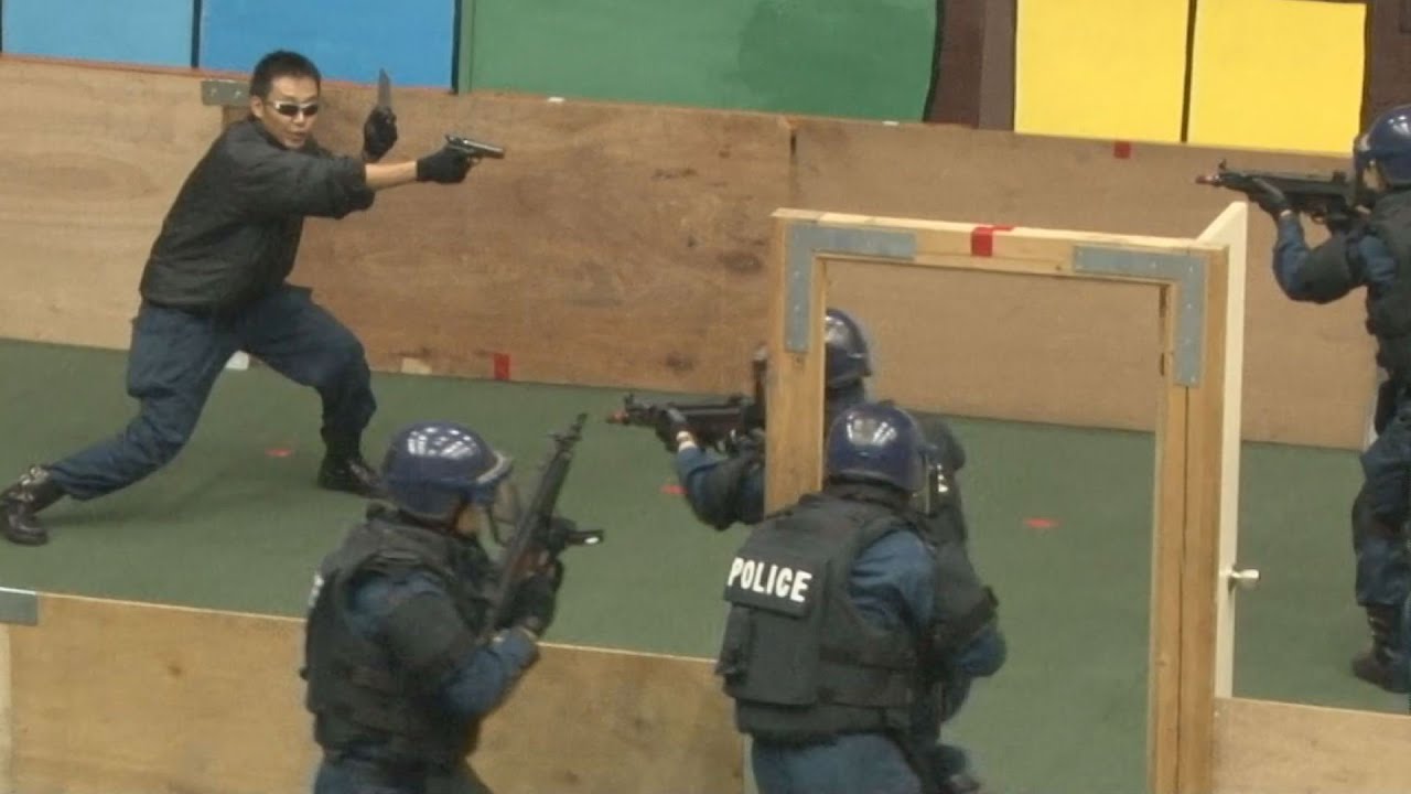 実弾射撃訓練を初公開 警視庁、サミットに向け