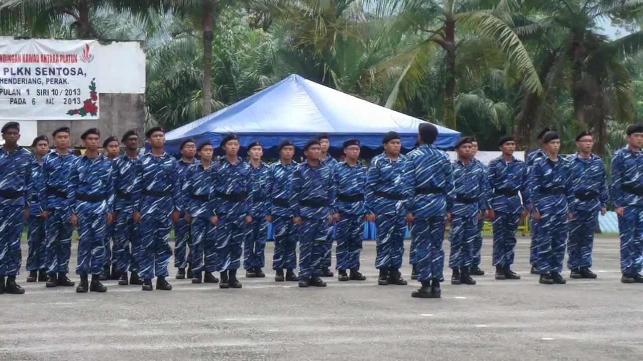 Kawad Kaki Wira Bravo Kumpulan 1 Siri10/2013 Kem PLKN Sentosa Chenderiang