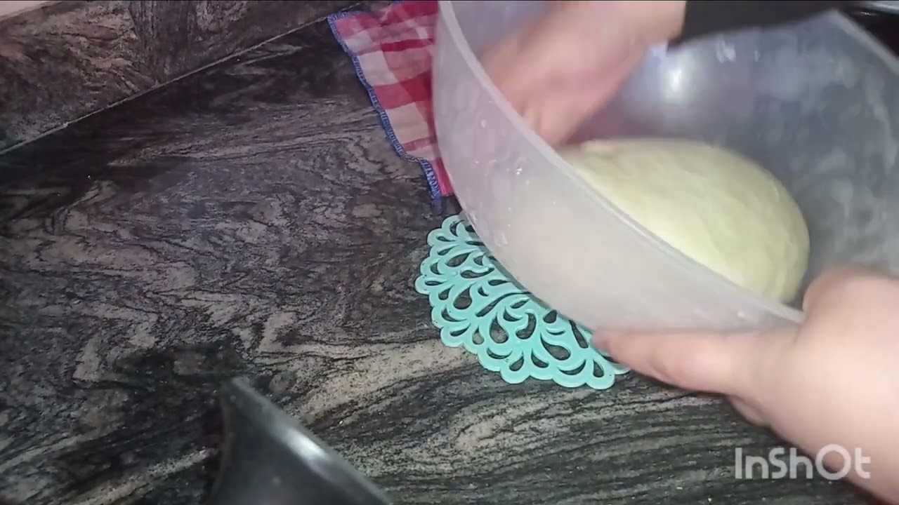 فطائر المقلاة 🤤بعجينة سهلة وسريعة وحشو بنين🥰😍 