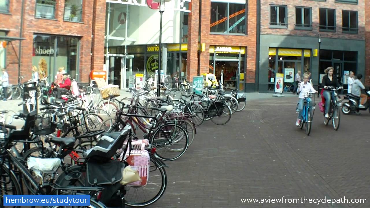 No longer shared. Ceresplein in Assen got rid of cars and it's much more pleasant as a result.