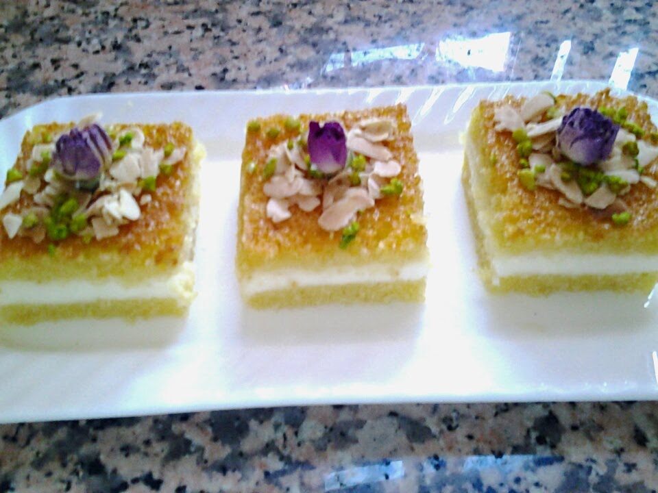 بسبوسة بالكريمة رائعة  basboussa au crème