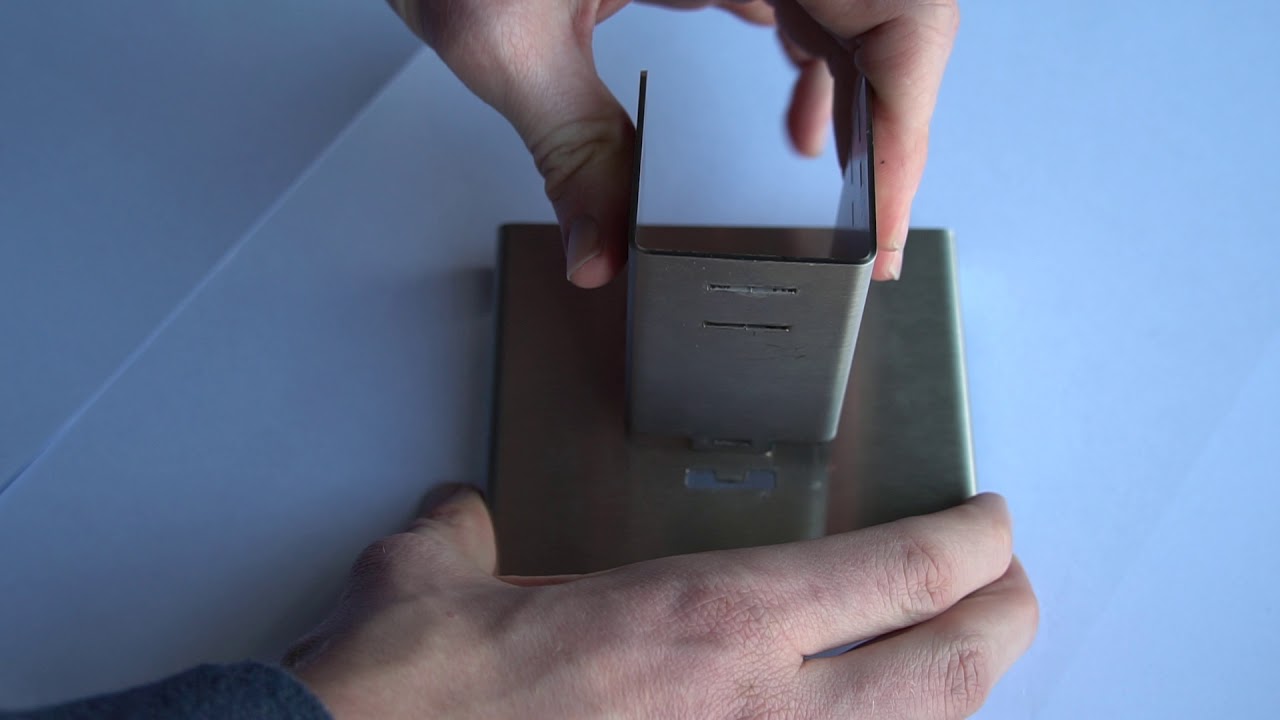 Fastening solutions | Vertical plate fixed on horizontal plate