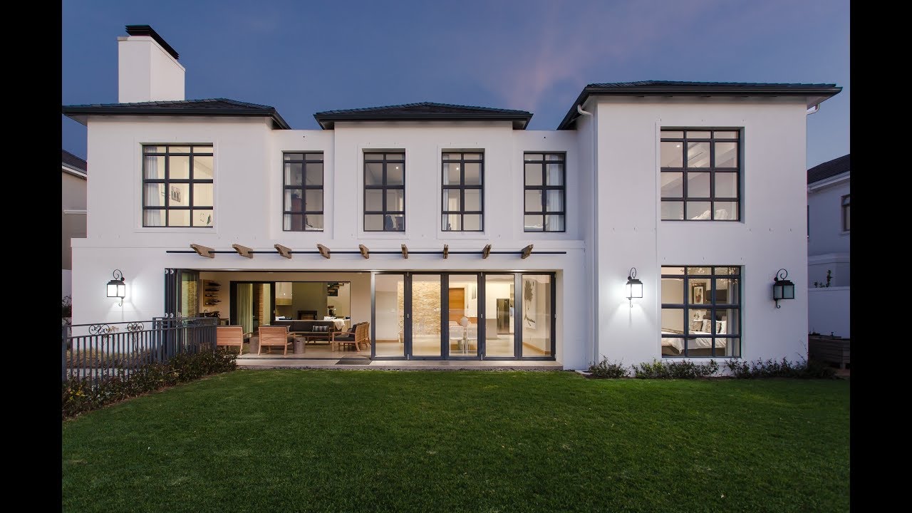 5 bedroom house for sale in Val de Vie | Pam Golding Properties