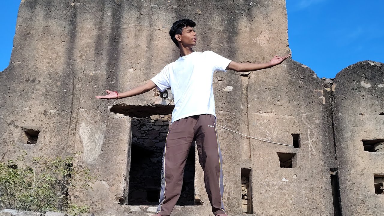 Aaj kaha aa gye ⛰️😀