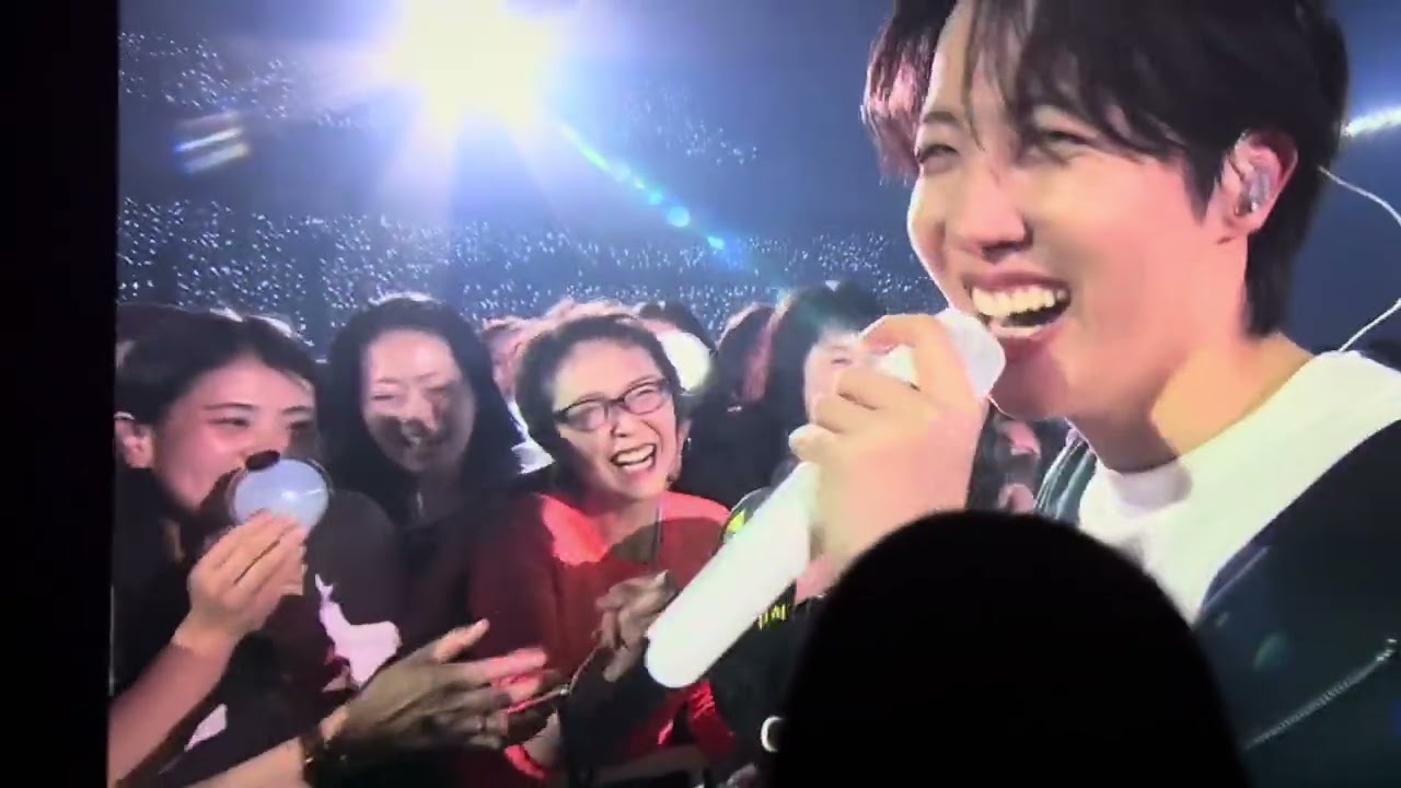 HOPE ON THE STAGE IN OSAKA - LIVE VIEWING