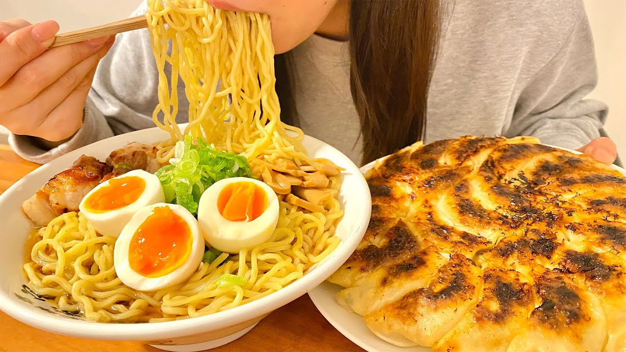 深夜にラーメン餃子を爆食いしながら家庭内別居問題について話す
