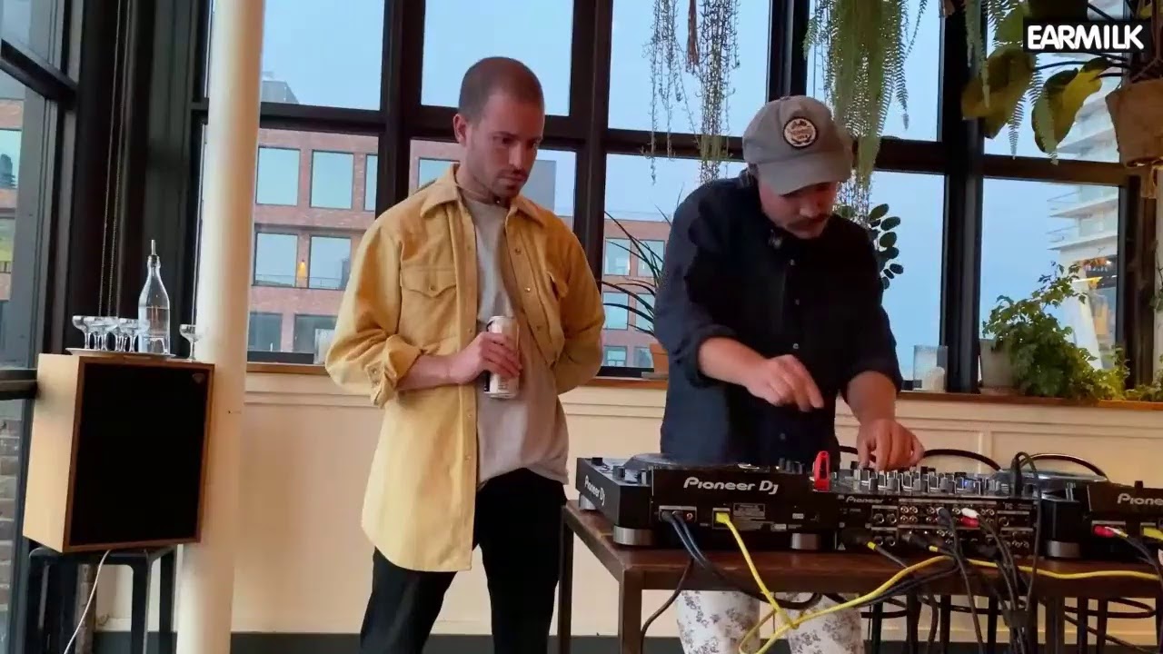 EARMILK Presents: Livestream with Gilligan Moss