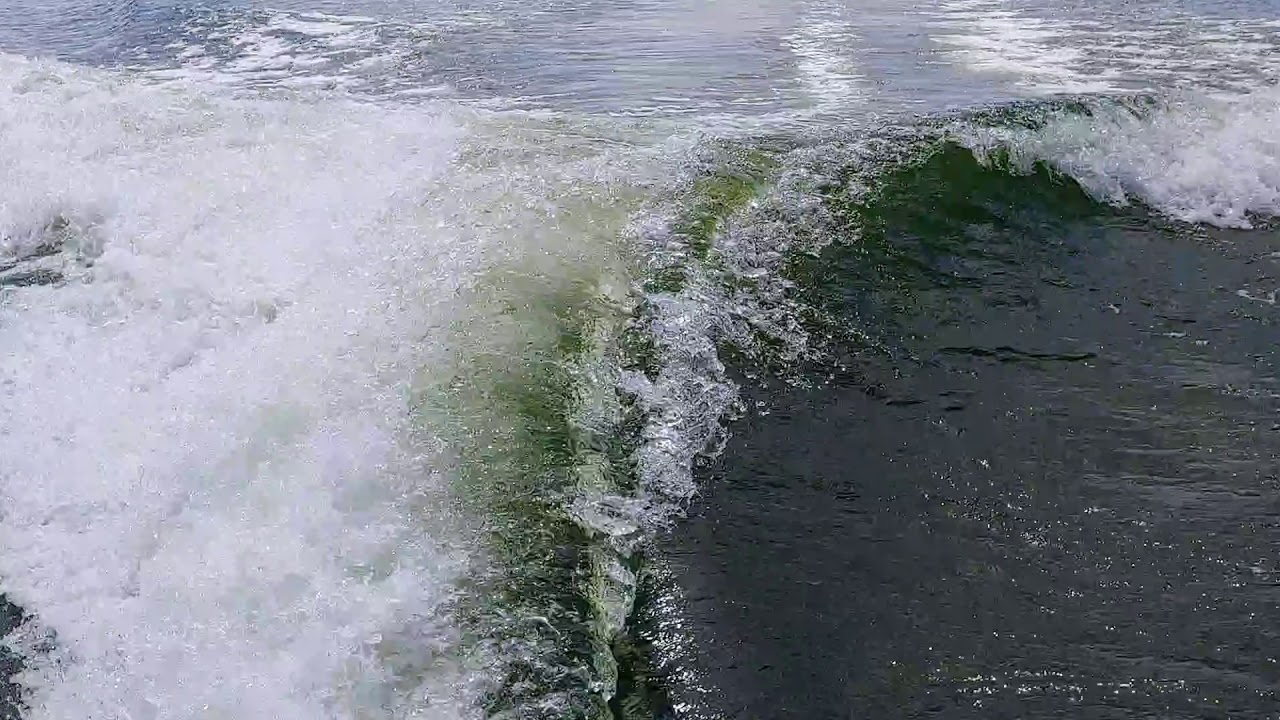 Centurion Fi23 Wake Surf Wave