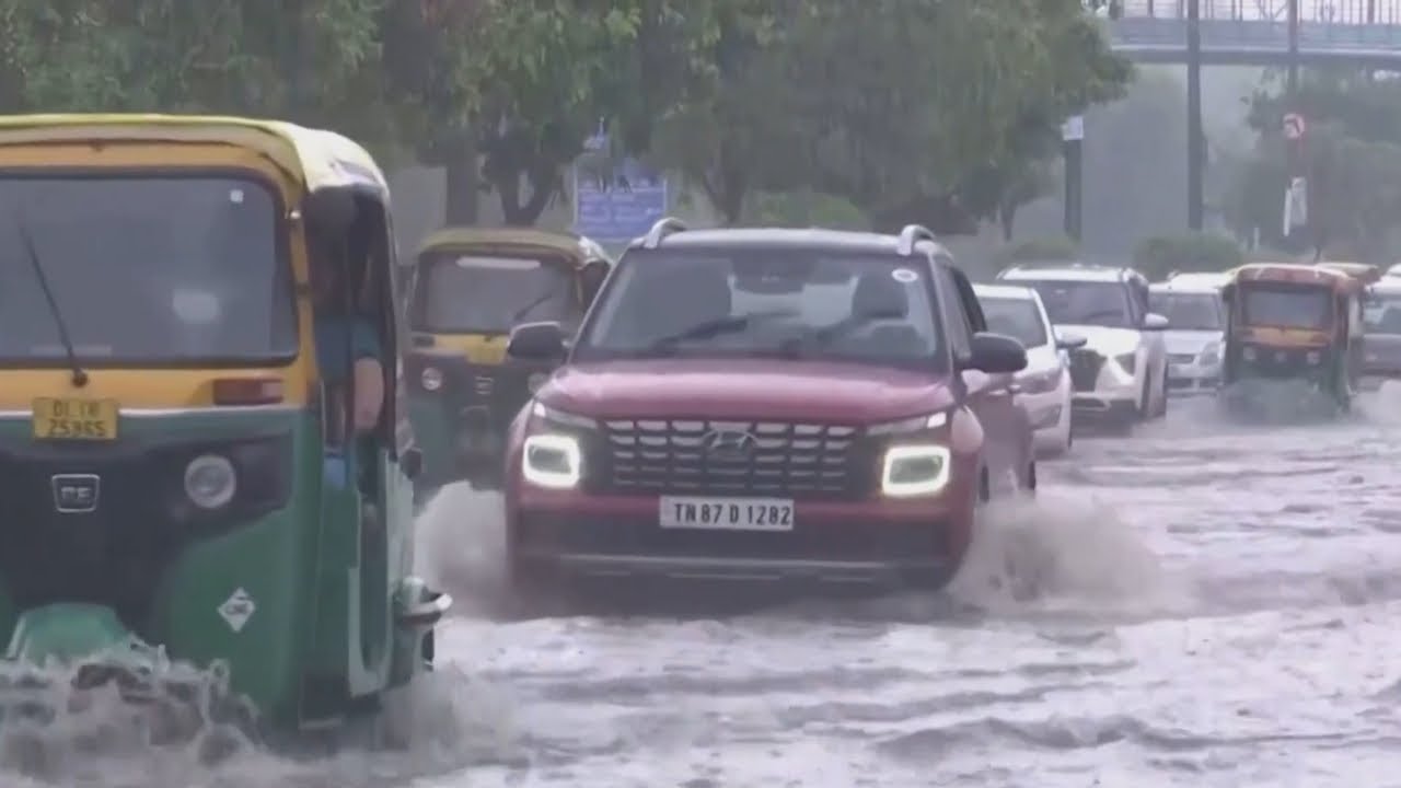 At least 18 dead as heavy rain lashes northern India