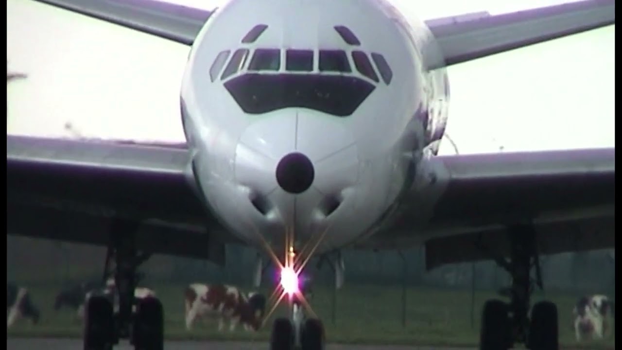 AER TURAS  Douglas DC-8-63CF    ;)   full departure , close ups 2003  Ostend AIRPORT