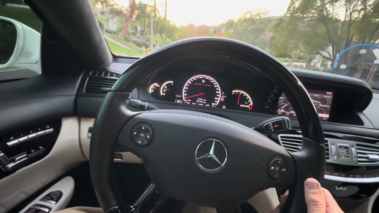 Mercedes CL 65 AMG Driving!