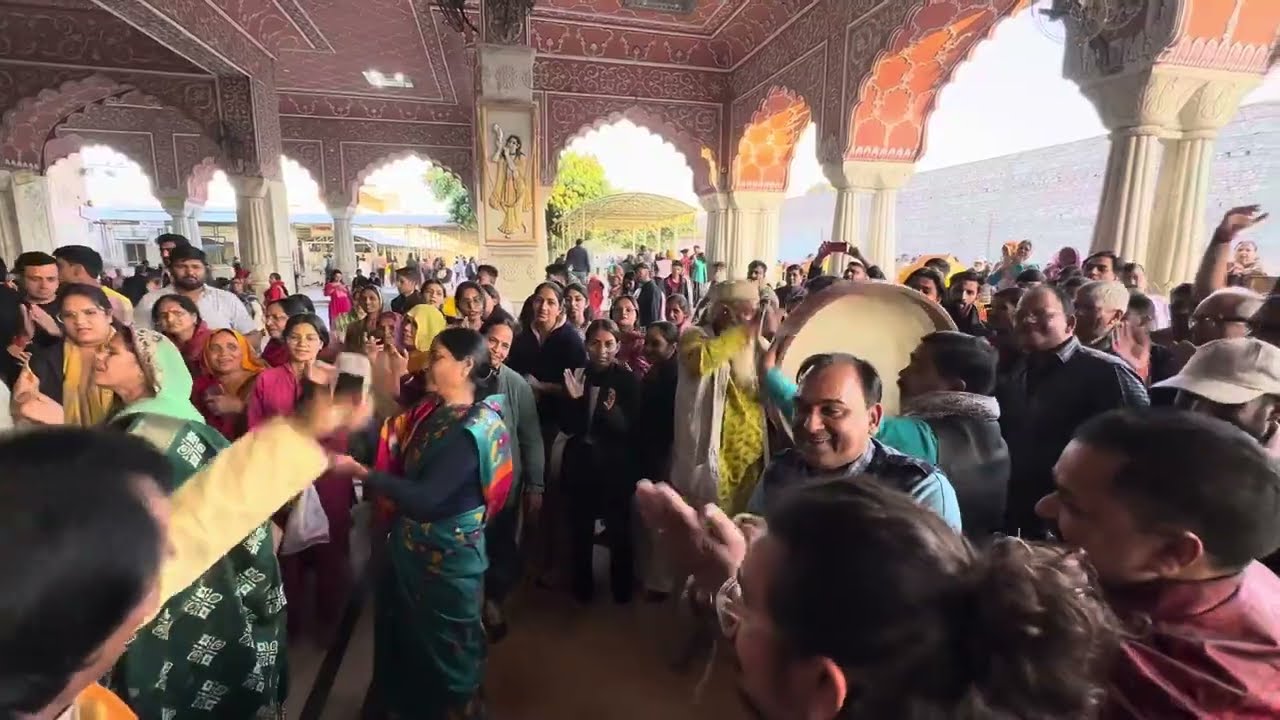और एक गंजू पीले रे गोविंद देव जी न्यू सॉन्ग!
