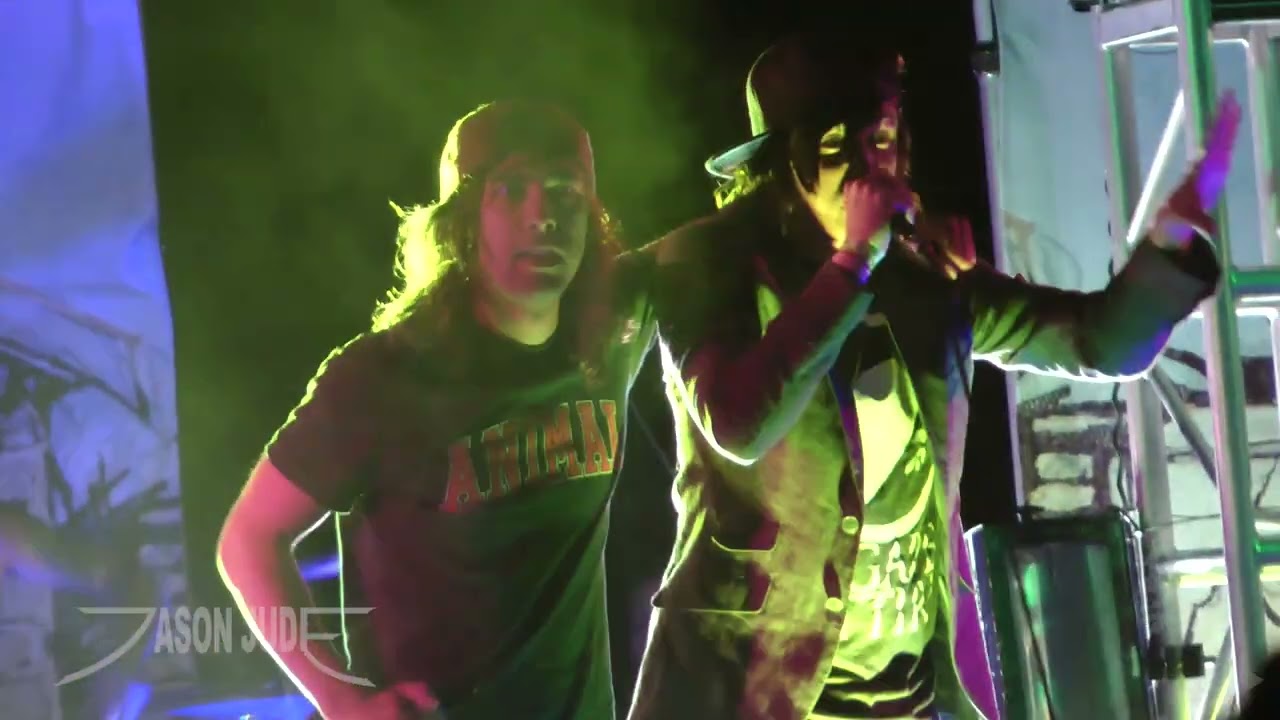 Pierce The Veil w/ Kellin Quinn - King For A Day [HD] LIVE San Antonio 10/18/2012