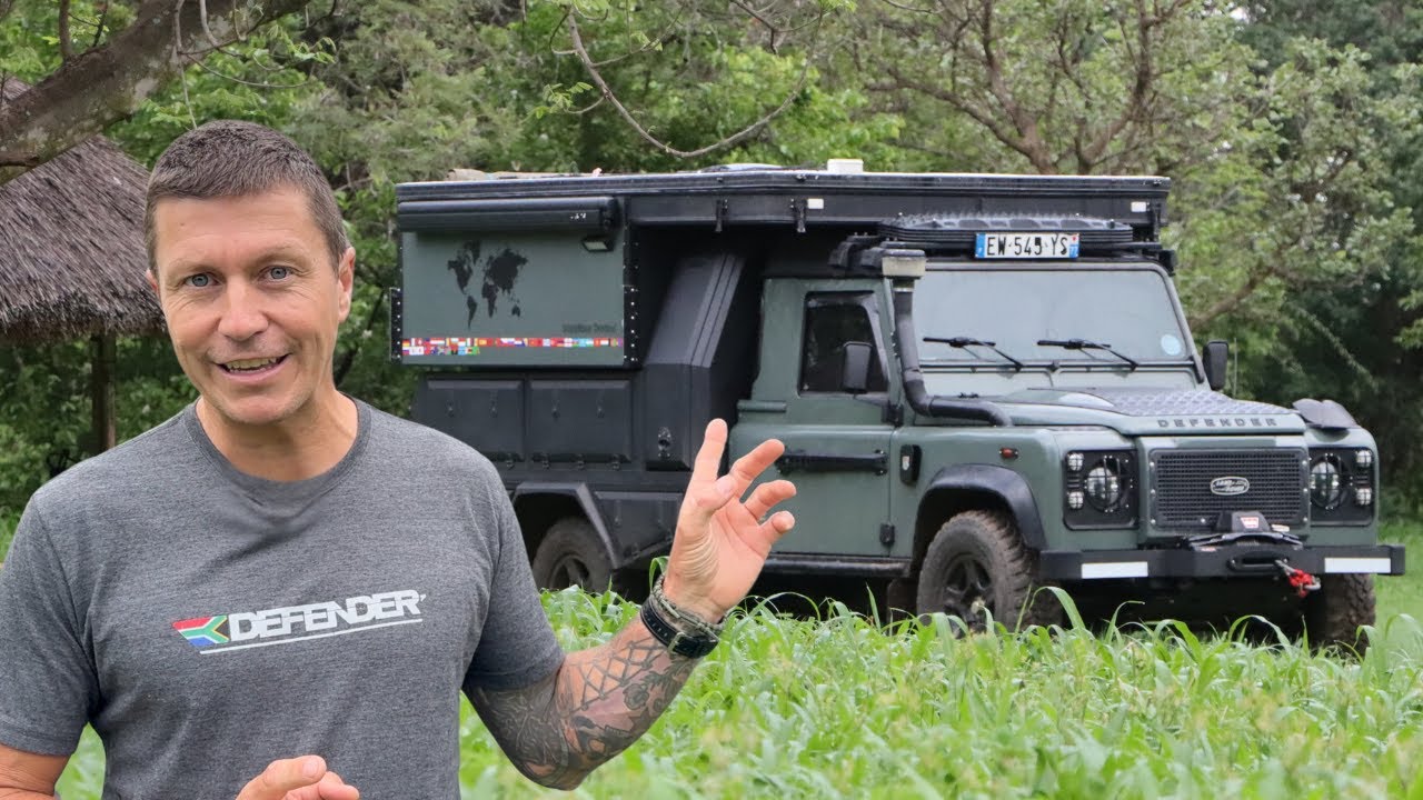 Land Rover Defender TOUR in 2025.