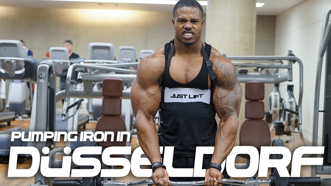 PUMPING IRON IN DÜSSELDORF |  Simeon Panda & Chanel Coco Brown