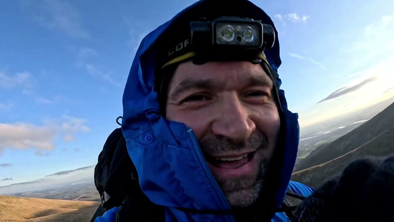 Winter Solo Camping in Scotland | 18 km Mountain Hike | Wild Camp Adventure