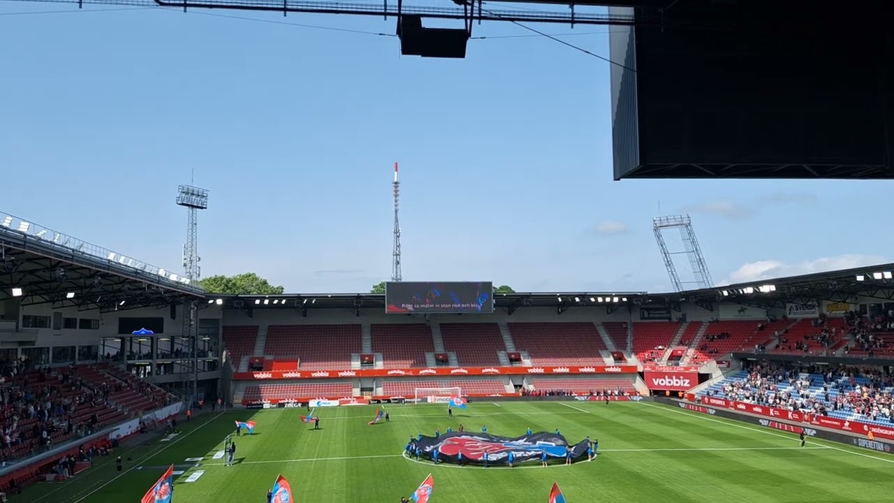 På gator röda och blå 🔴🔵🔴🔵